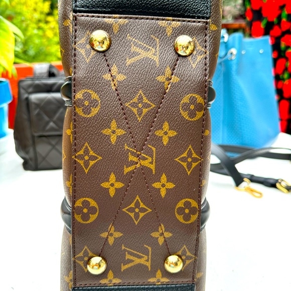 💯🔥LOUIS VUITTON SOUFFLOT TOTE MONOGRAM CANVAS BB BAG❤️❤️ - Picture 9 of 11